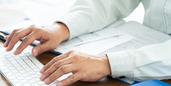 デスクワーク・設計・事務