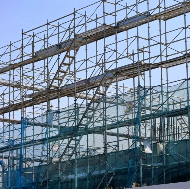 建設現場の足場のイメージ